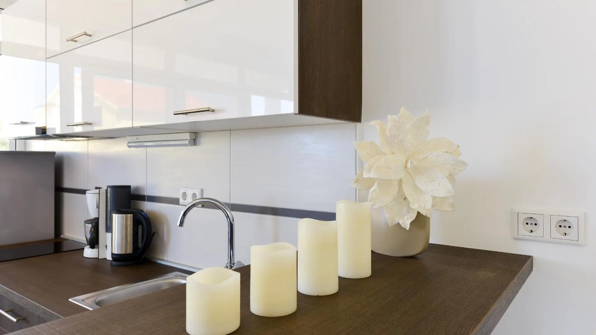 Apartmani Martin Mit Beheiztem Pool With Heated Pool بيبينيا