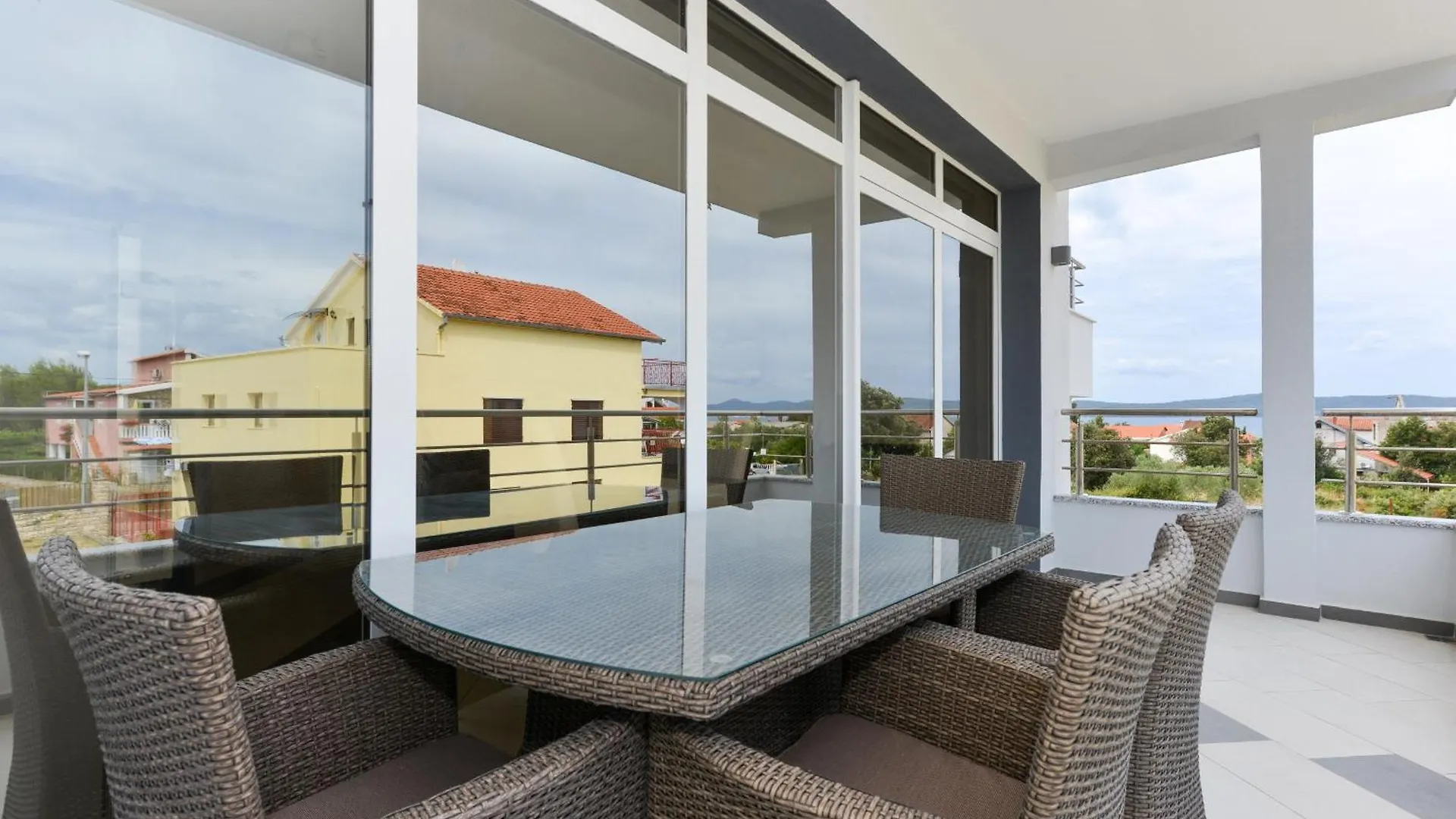 Apartmani Martin Mit Beheiztem Pool With Heated Pool بيبينيا كرواتيا