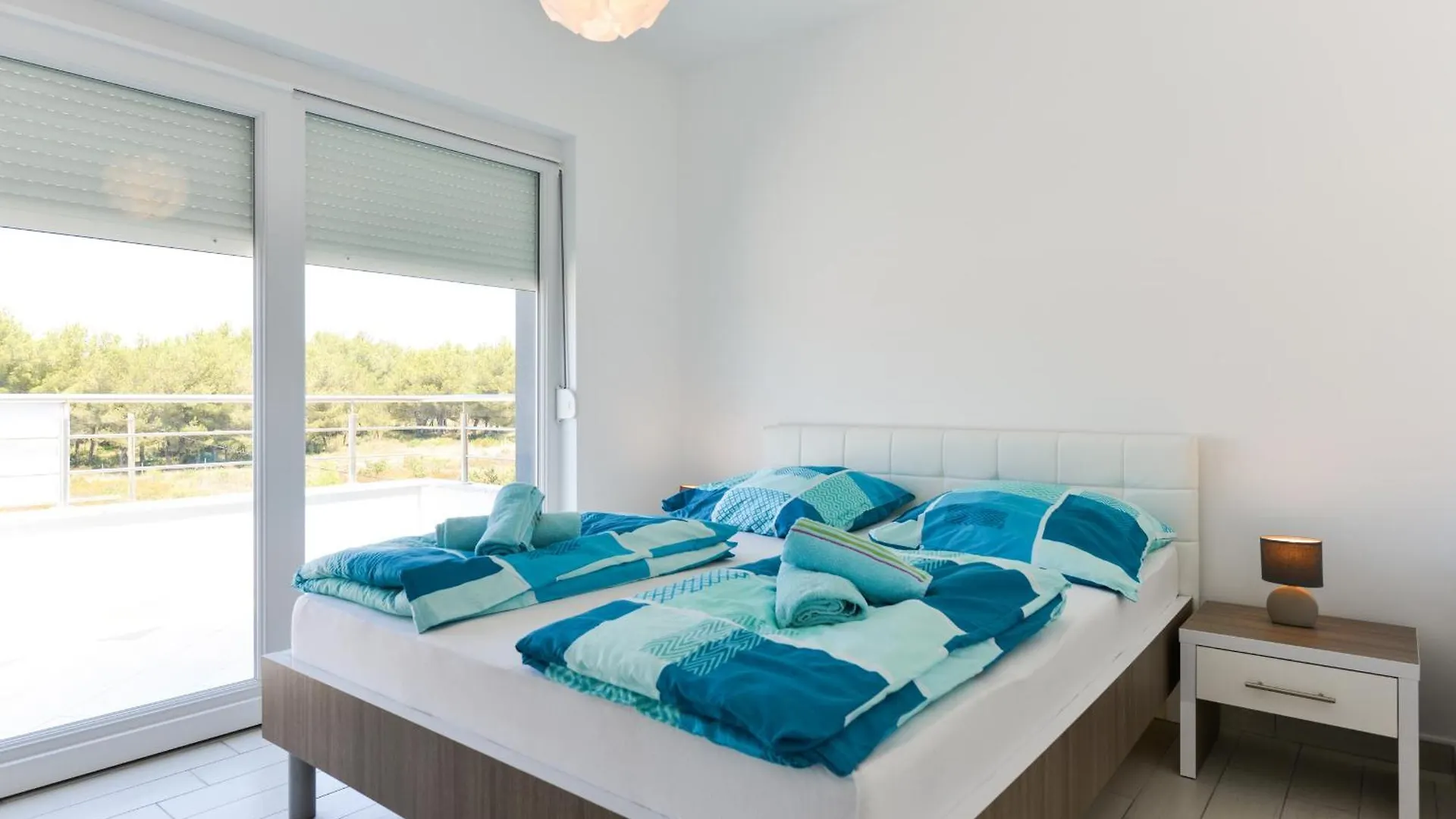 Apartmani Martin Mit Beheiztem Pool With Heated Pool بيبينيا